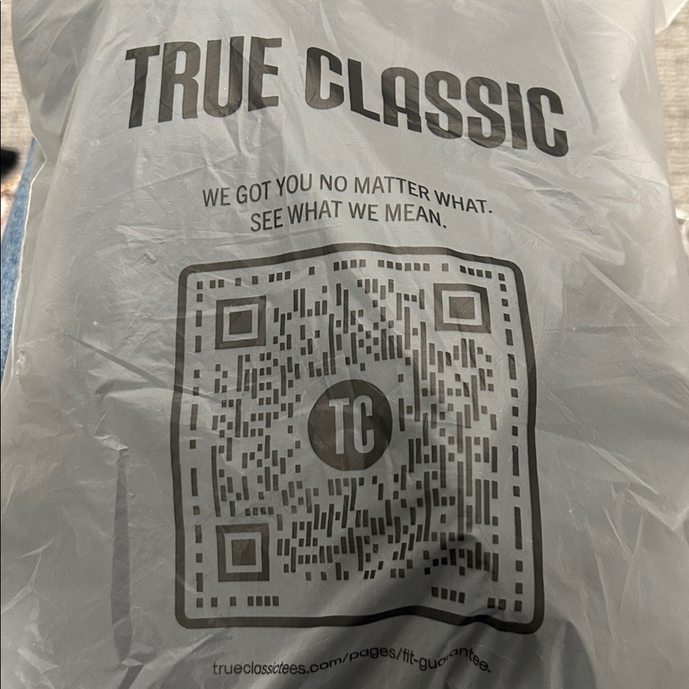 Men's True Classic Black Zip-Up Sweater M - Picture 6 of 6